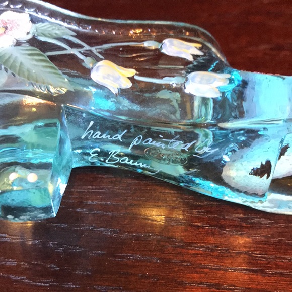 Fenton Signed Hand painted Shoe - Picture 5 of 5